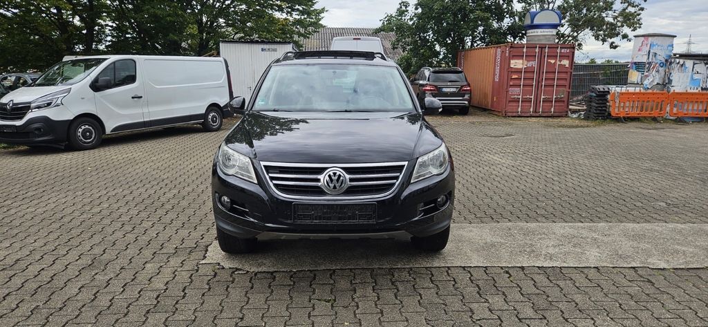 VW Tiguan 285.962 km 5.900 € Waiblingen Neustadt ( 15 km von Stuttgart ) 71336