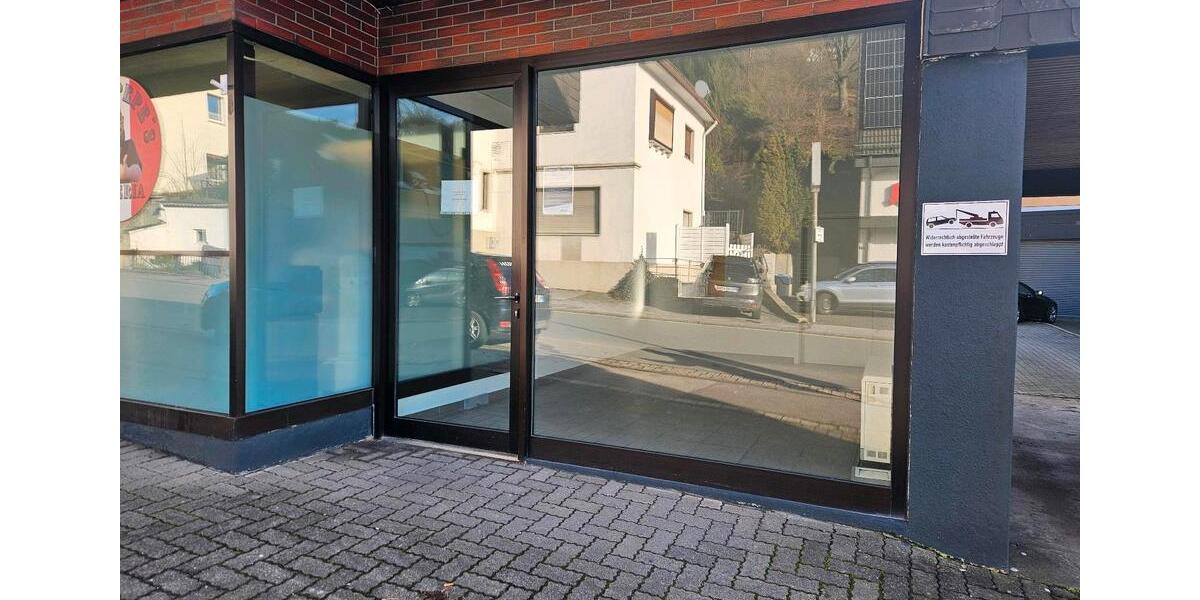 Ladenlokal-Büro an der Hauptstraße zu vermieten zimmer