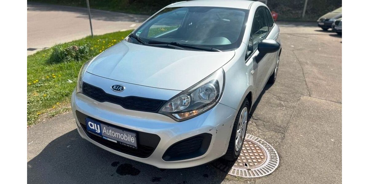Kia Rio 103.000 km 3.999 &euro; Heidenheim 89522
