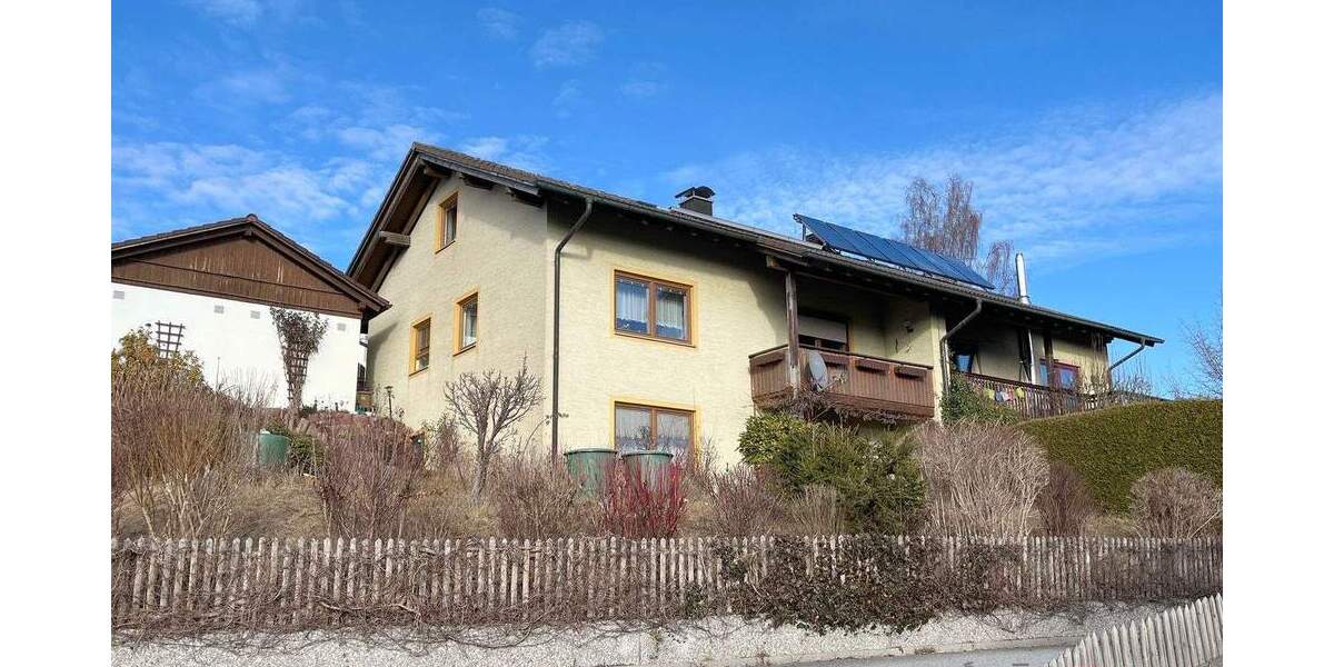 Doppelhaushälfte Viechtach - 5 Zimmer, 128 m&sup2;, 239.000&euro; | Angebot:25094892