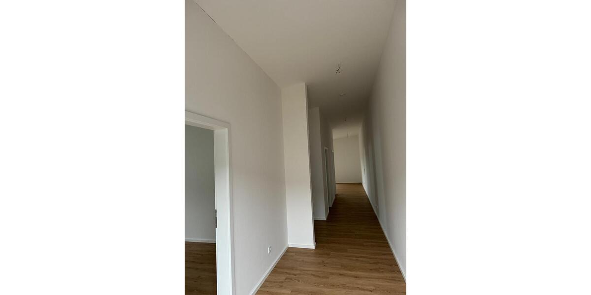 Etagenwohnung Emmerich am Rhein - 3 Zimmer, 86 m&sup2;, 890&euro; | Angebot:26415537