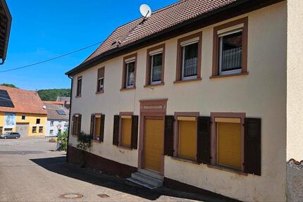 Haus Staudernheim - 3 Zimmer, 110 m&sup2;, 125.000&euro; | Angebot:26948852