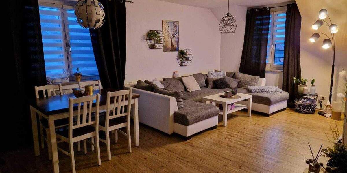 Etagenwohnung Ranis - 3 Zimmer, 72 m&sup2;, 70.000&euro; | Angebot:25741898