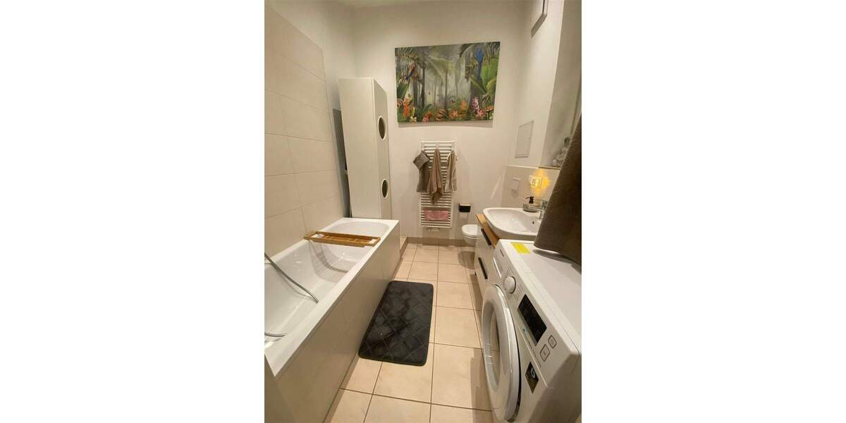 Etagenwohnung Halle Innenstadt - 3 Zimmer, 75 m&sup2;, 750&euro; | Angebot:25776380