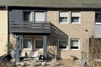 Haus Olpe Stachelau - 6 Zimmer, 186 m&sup2;, 375.000&euro; | Angebot:25628273