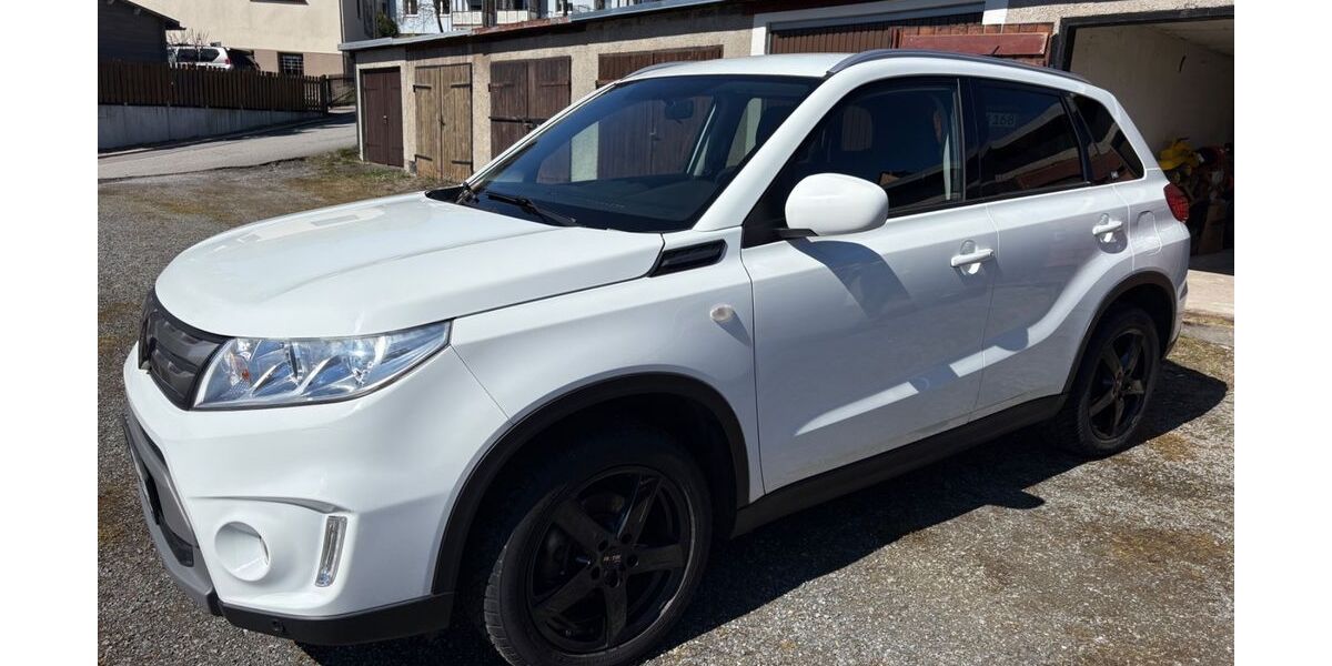 Suzuki Vitara 93.361 km 12.000 &euro; Oberwiesenthal 09484