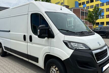 Peugeot Boxer 230.000 km 9.900 &euro; Germering 82110