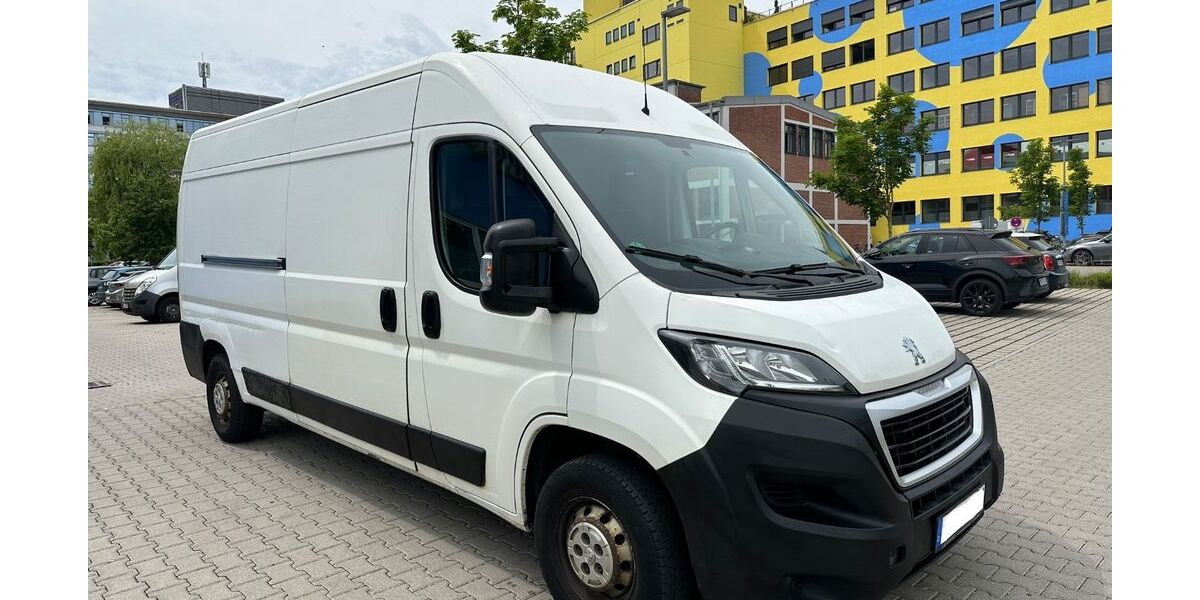Peugeot Boxer 230.000 km 9.900 &euro; Germering 82110
