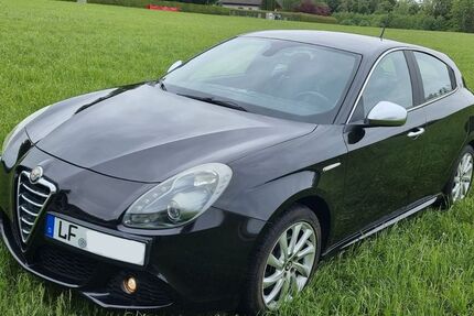 Alfa Romeo Giulietta 125.500 km 5.999 &euro; Freilassing 83395