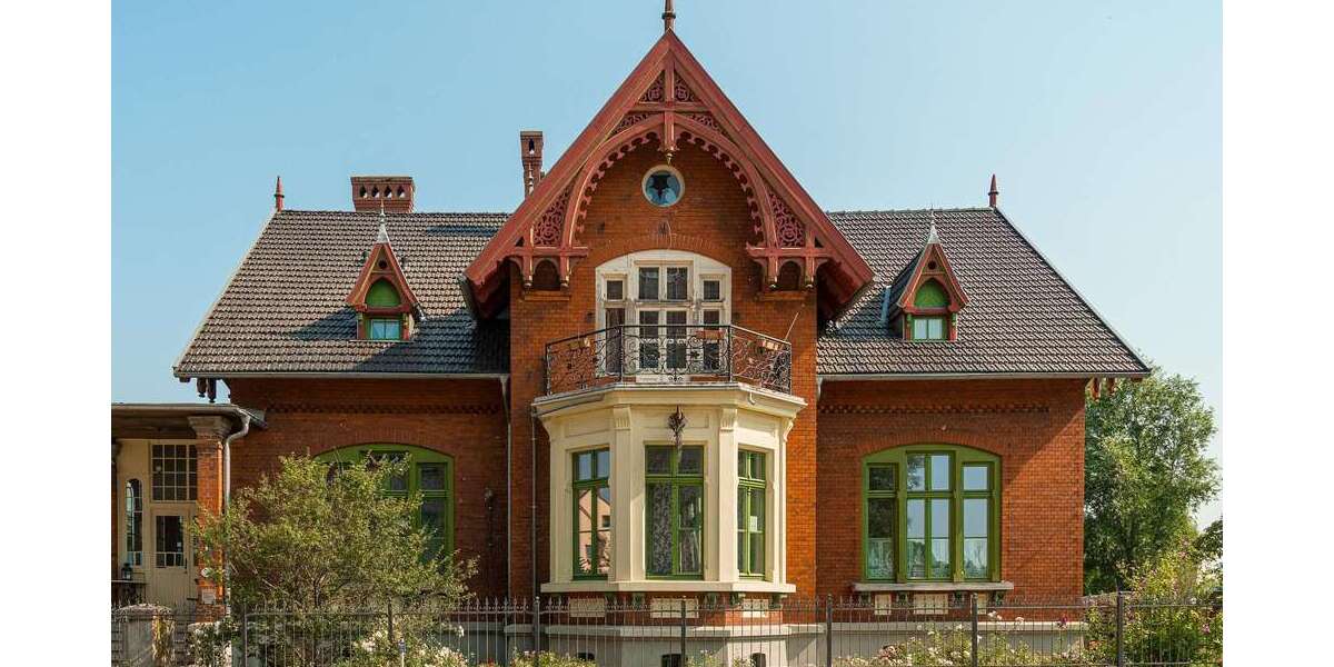 Einfamilienhaus Bützow - 10 Zimmer, 489 m&sup2;, 849.000&euro; | Angebot:26494255
