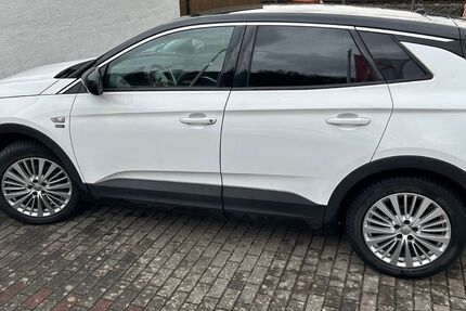 Opel Grandland (X) 79.100 km 18.100 &euro; Linz am Rhein 53545