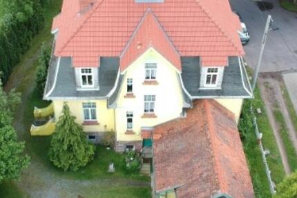 Haus Frankenblick - 6 Zimmer, 190 m&sup2;, 250.000&euro; | Angebot:26522542