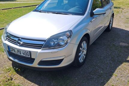 Opel Astra 144.691 km 3.500 &euro; Forst 03149