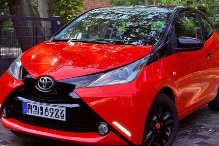 Toyota Aygo (X) 90.000 km 6.300 &euro; Wedemark 30900