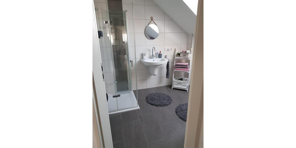 Dachgeschoßwohnung Willebadessen - 3 Zimmer, 80 m&sup2;, 645&euro; | Angebot:25361914