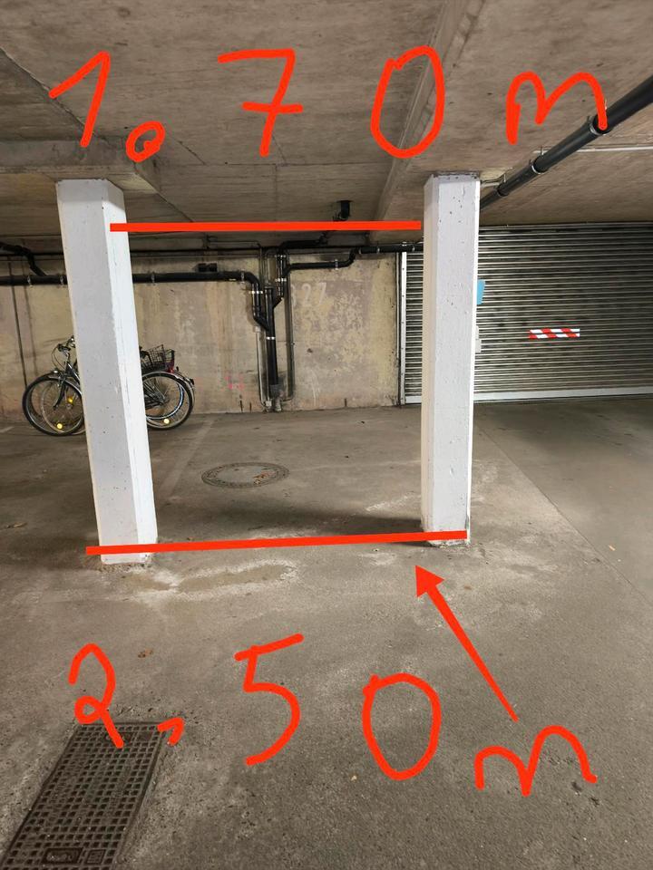 Parkplatz Tiefgarage zimmer