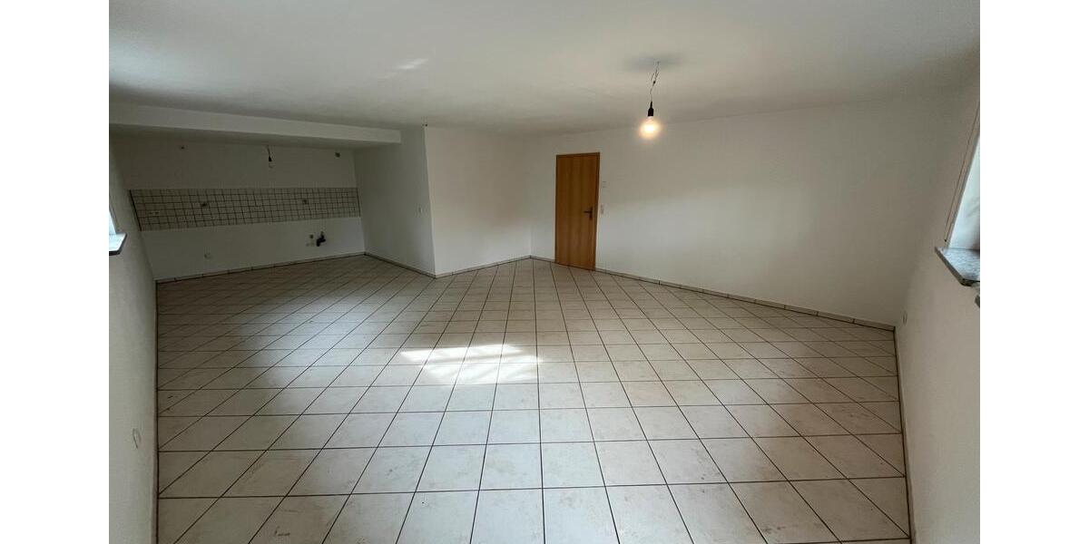 Etagenwohnung Laubach - 2 Zimmer, 67 m&sup2;, 600&euro; | Angebot:26523022