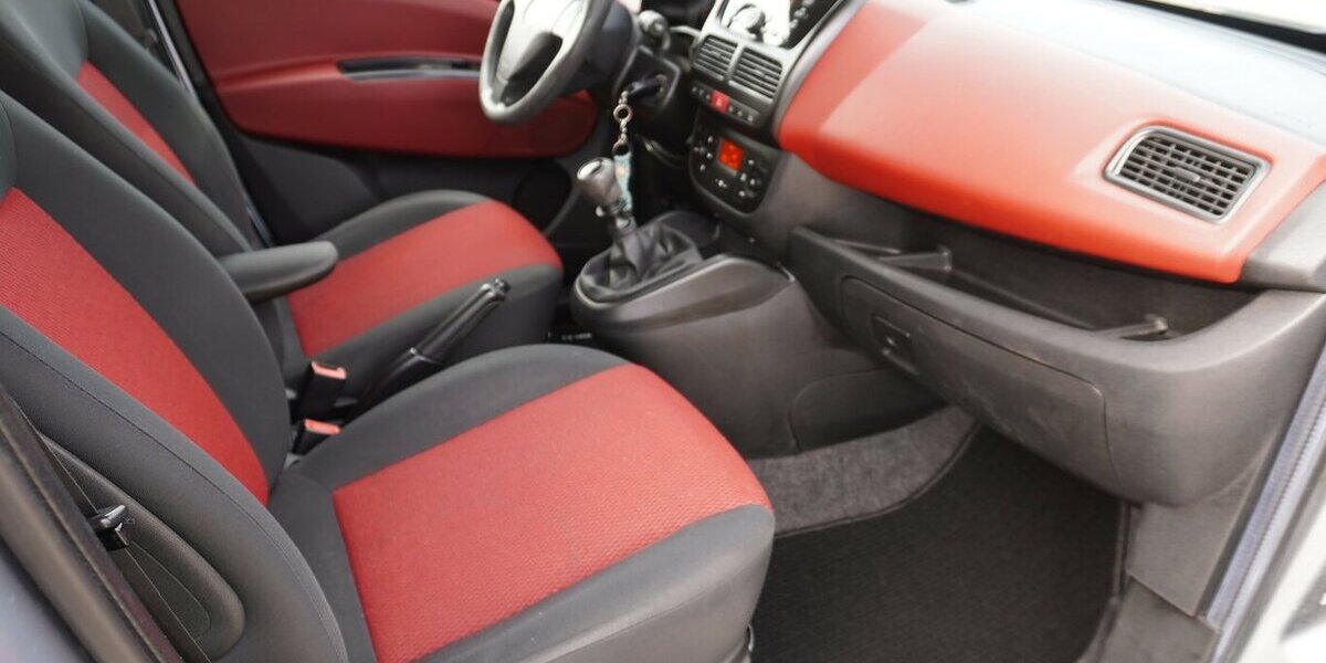 Fiat Doblo Kombi SX 2.0 / PKW- Zulassung 181.818 km 4.890 &euro; Münchenbernsdorf 07589