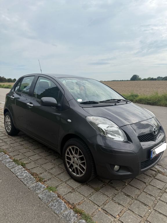 Yaris