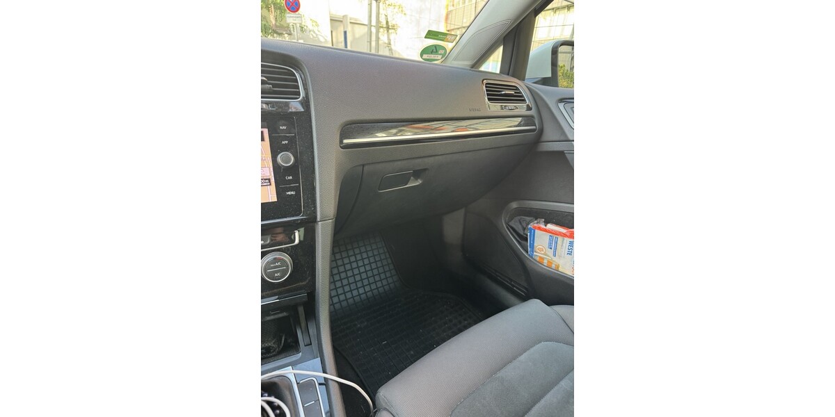 VW Golf 156.000 km 15.000 &euro; Berlin 10178