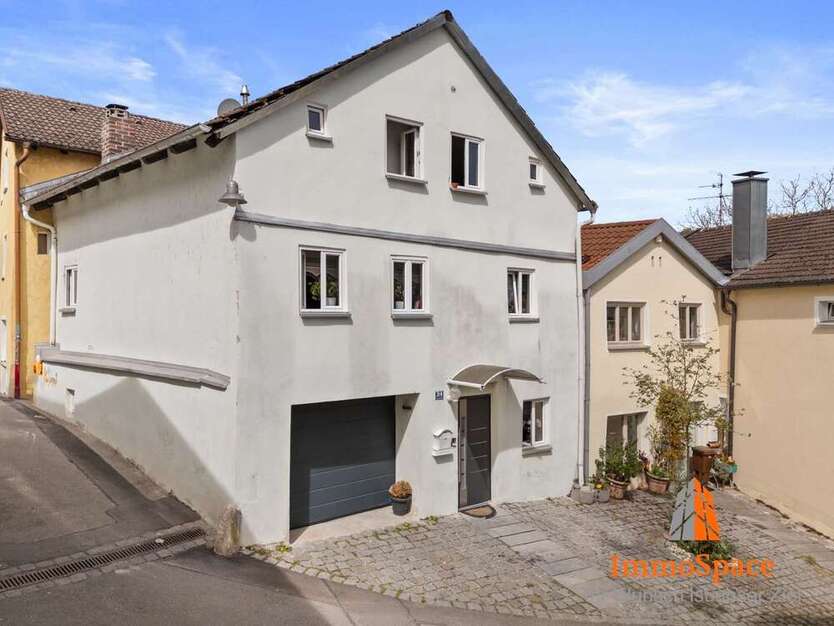 Haus zum Kaufen in Eichstätt 349.000 € 123.92 m²