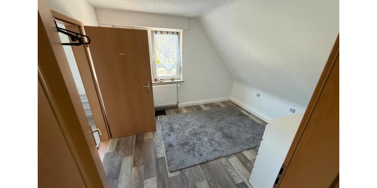 Dachgeschoßwohnung Haiger - 3 Zimmer, 50 m&sup2;, 750&euro; | Angebot:26385299