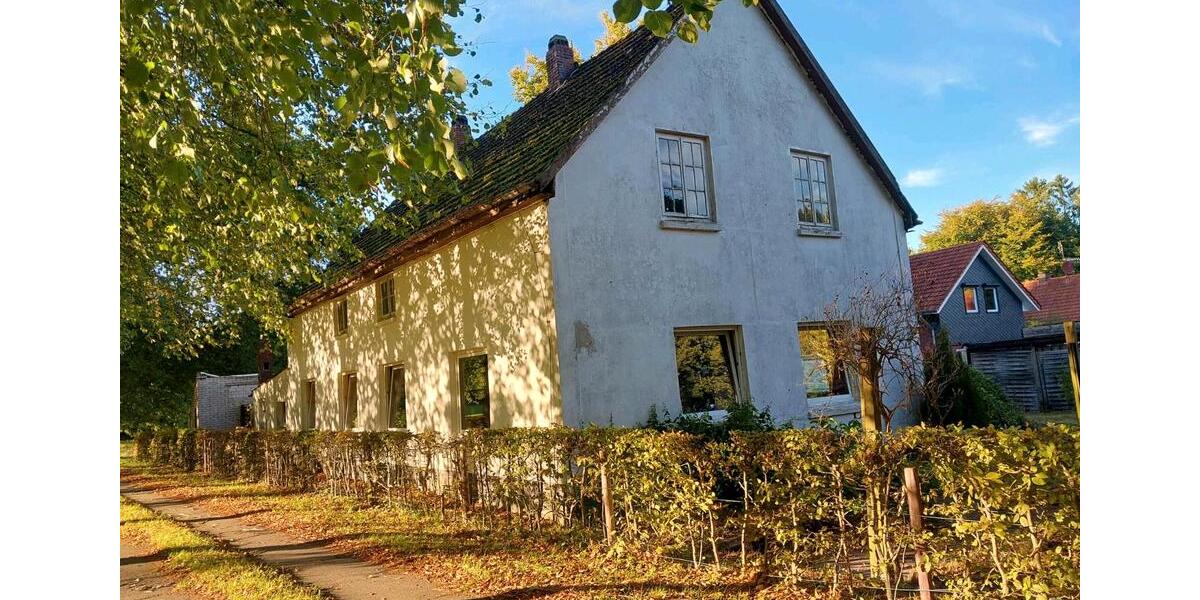 Einfamilienhaus Zetel - 11 Zimmer, 200 m&sup2;, 75.000&euro; | Angebot:26221088