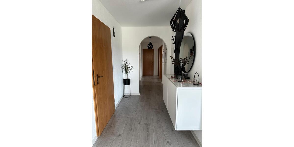Etagenwohnung Straubenhardt - 4 Zimmer, 106 m&sup2;, 365.000&euro; | Angebot:26844887