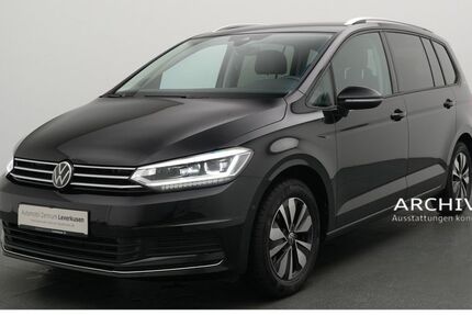 VW Touran 24.610 km 33.988 &euro; Leverkusen 51379