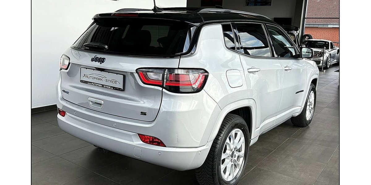 Jeep Compass S Plug-In 4WD ACC Keyless Pano Assist 53.000 km 23.999 &euro; Stade 21682