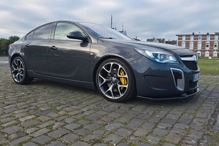 Opel Insignia 155.000 km 11.400 € Gelsenkirchen 45889
