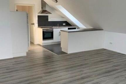 Wohnung Esens - 1 Zimmer, 65 m&sup2;, 600&euro; | Angebot:25398189