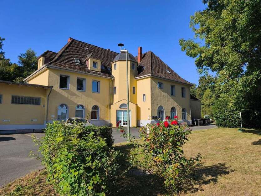Haus zum Kaufen in EGESTORF 795.000 € 664.6 m²