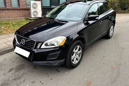 Volvo XC60 125.000 km 12.790 € Hamburg 21077