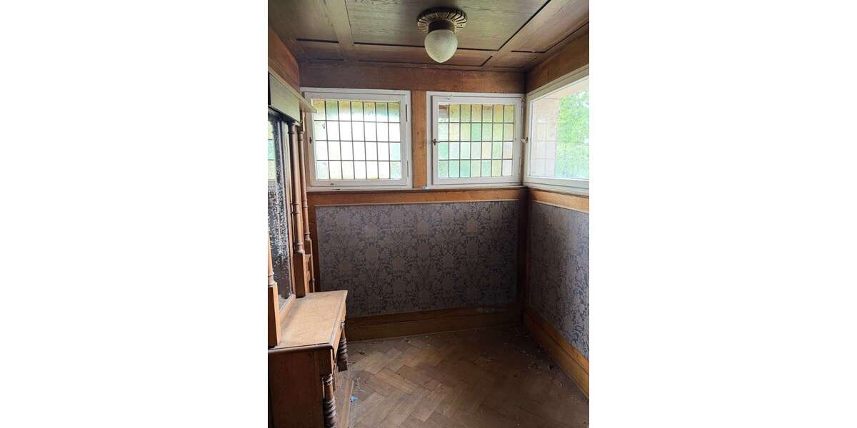 Denkmalgeschützte Fabrikantenvilla an der Weser – Parkgrundstück mit drei zusätzlichen Bauplätzen - Villa Vlotho | Angebot:27254373