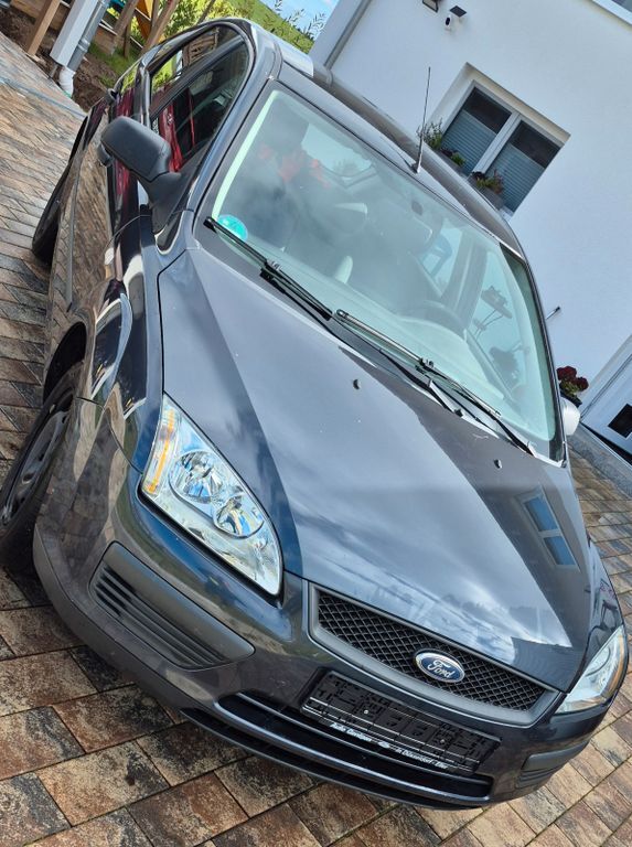 Ford Focus 180.000 km 800 € Ühlingen-Birkendorf 79777
