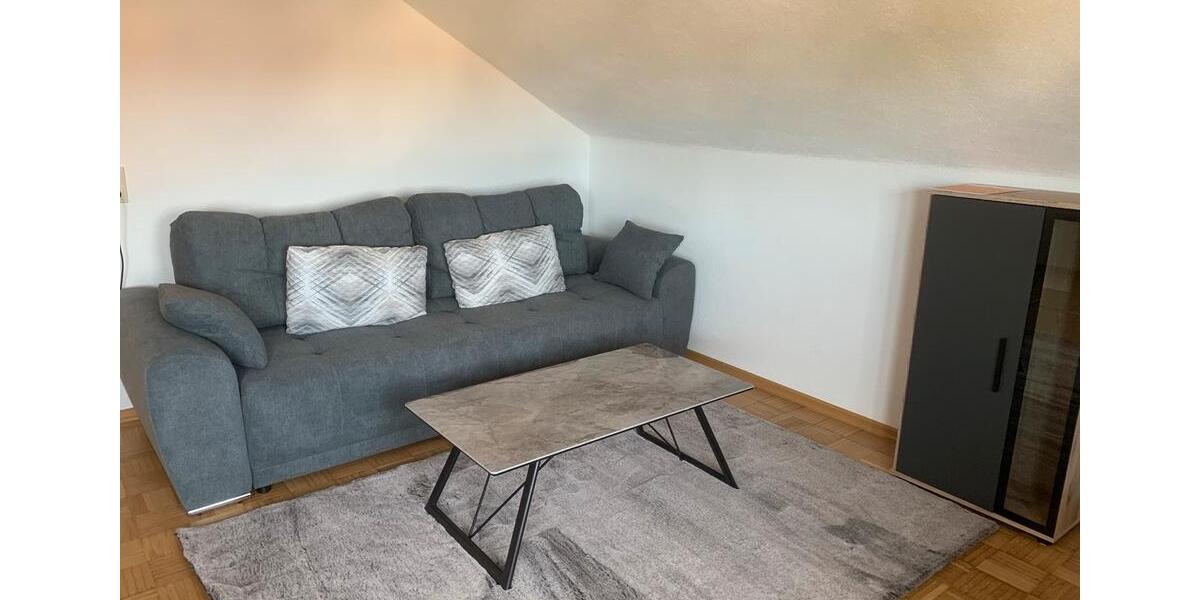 Dachgeschoßwohnung Reutlingen Sondelfingen - 1 Zimmer, 40 m&sup2;, 750&euro; | Angebot:26003075