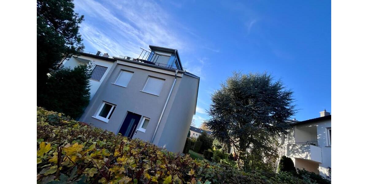 Reihenhaus Stuttgart Stuttgart-West - 4.5 Zimmer, 128 m&sup2;, 1.840&euro; | Angebot:24117388