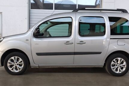Renault Kangoo 152.100 km 8.700 &euro; Brühl 50321