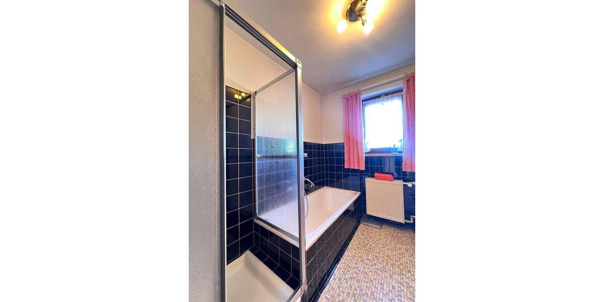 Einfamilienhaus Rottenburg an der Laaber Rottenburg - 7 Zimmer, 175 m&sup2;, 429.000&euro; | Angebot:25837545