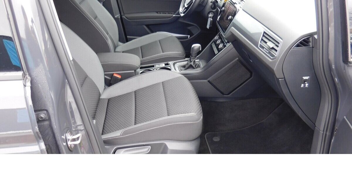 VW Touran 1.5 Comfortline Active BMT TSI DSG Navi 21.400 km 25.990 &euro; Vordorf 38533