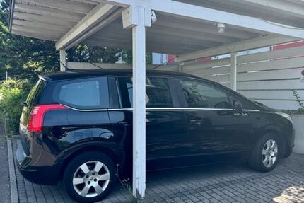Peugeot 5008 172.000 km 5.800 € Böblingen 71032