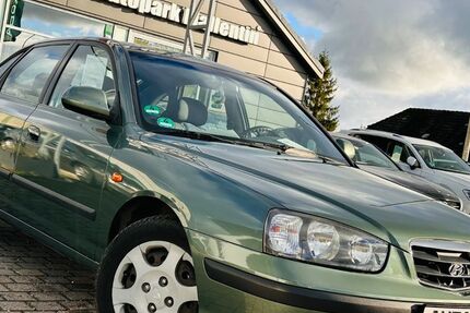 Hyundai Elantra 121.000 km 2.985 &euro; Stepenitztal 23936