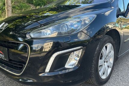 Peugeot 308 296.000 km 2.100 &euro; Altensteig 72213