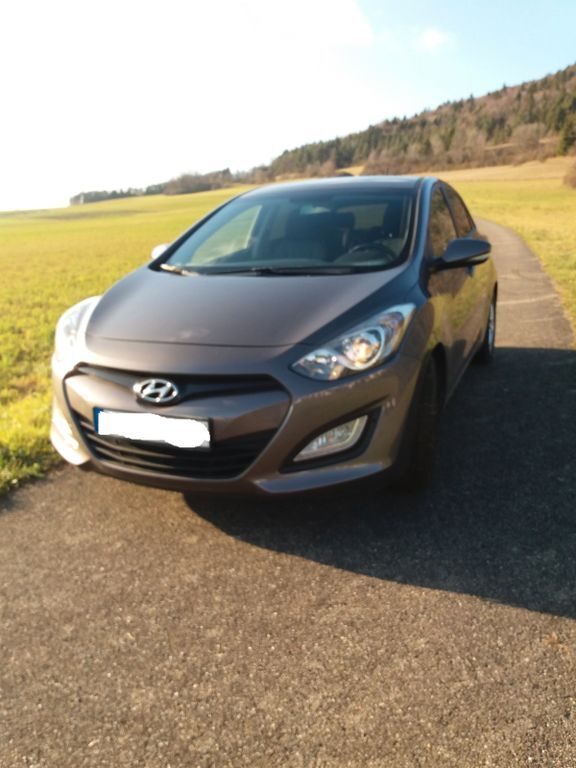 i30