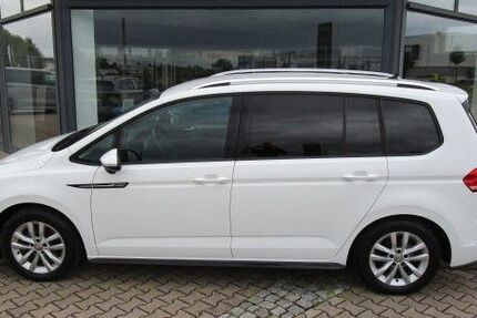 VW Touran 46.518 km 18.450 &euro; Buttstädt 99628