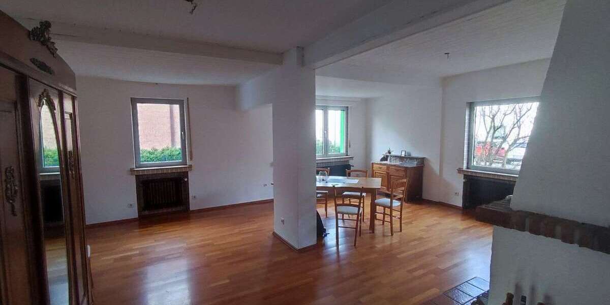 Einfamilienhaus Solingen Aufderhöhe - 5 Zimmer, 148 m&sup2;, 1.150&euro; | Angebot:26333745