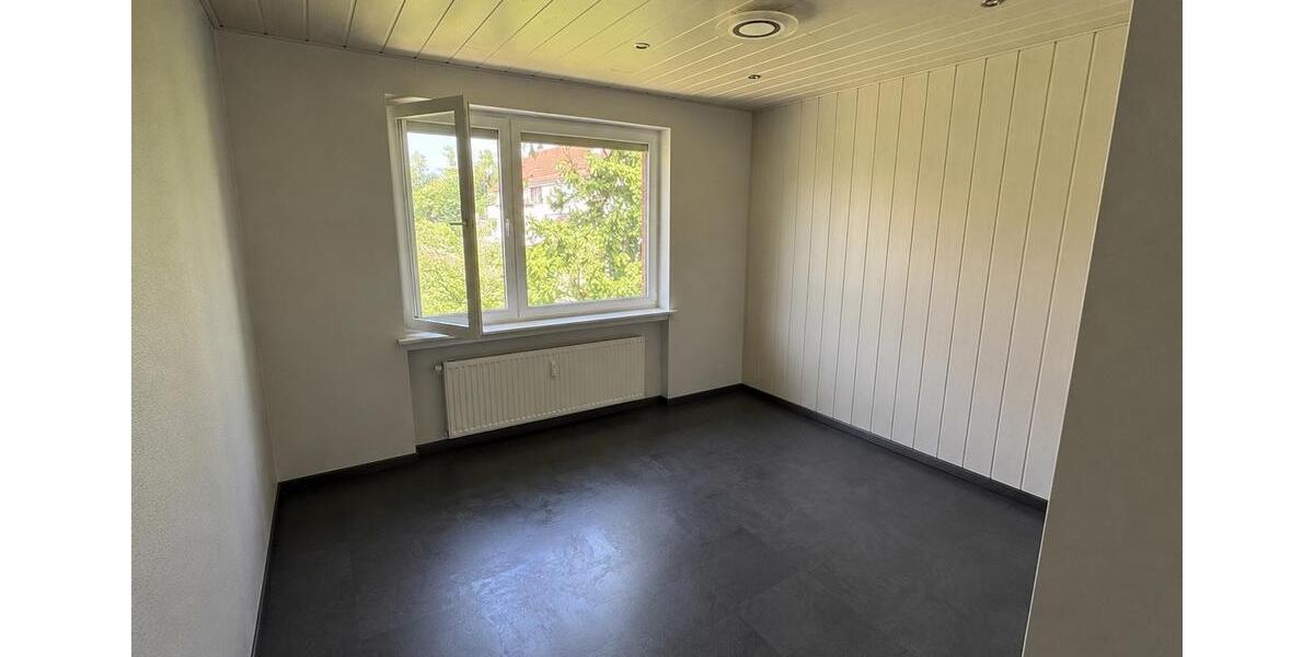 Etagenwohnung Lehrte - 3 Zimmer, 82 m&sup2;, 190.000&euro; | Angebot:27110538