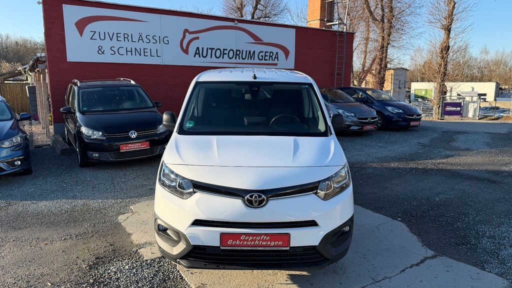 Toyota Proace City 36.876 km 13.990 &euro; Gera 07546