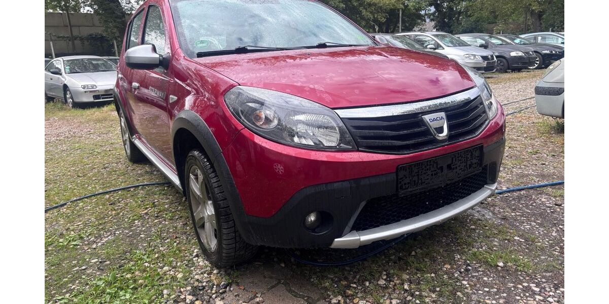 Dacia Sandero 67.000 km 4.490 &euro; Berlin 14167